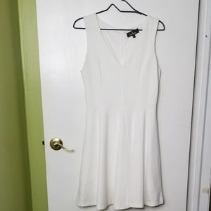 White sleeveless dress